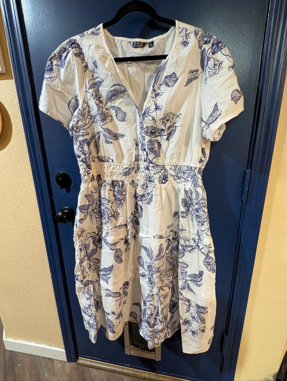 Mlle Gabrielle 2X Blue White Floral 100% Cotton Midi Dress Smocked Waist